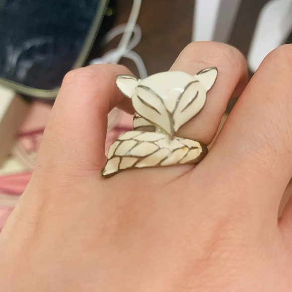 very solid material ring. Size 6-6.5 - Picture 3 of 4